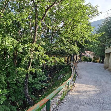 Appartamento Edensirente Rocca di Cambio Exterior photo